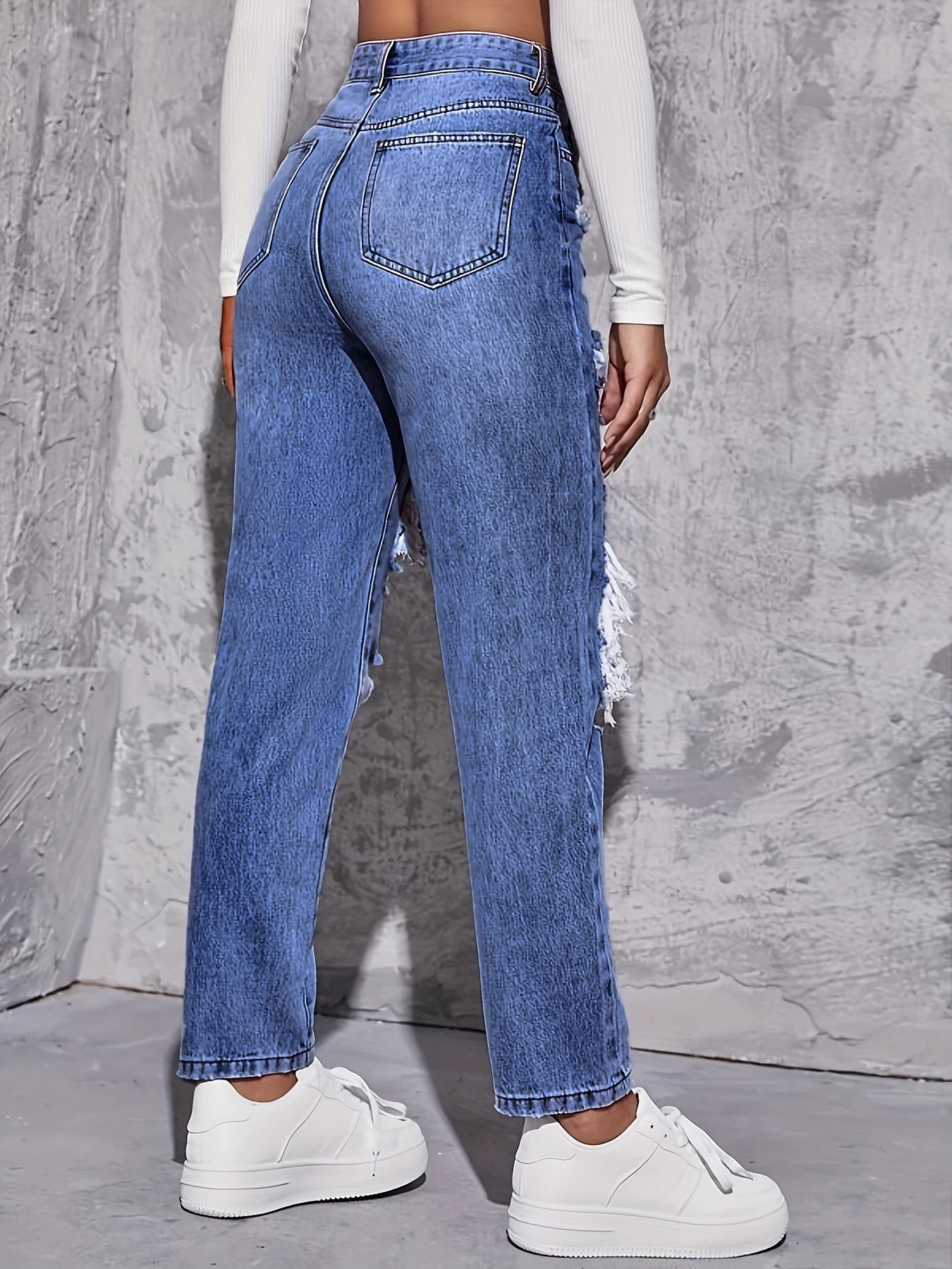 High Waist Ripped Jeans