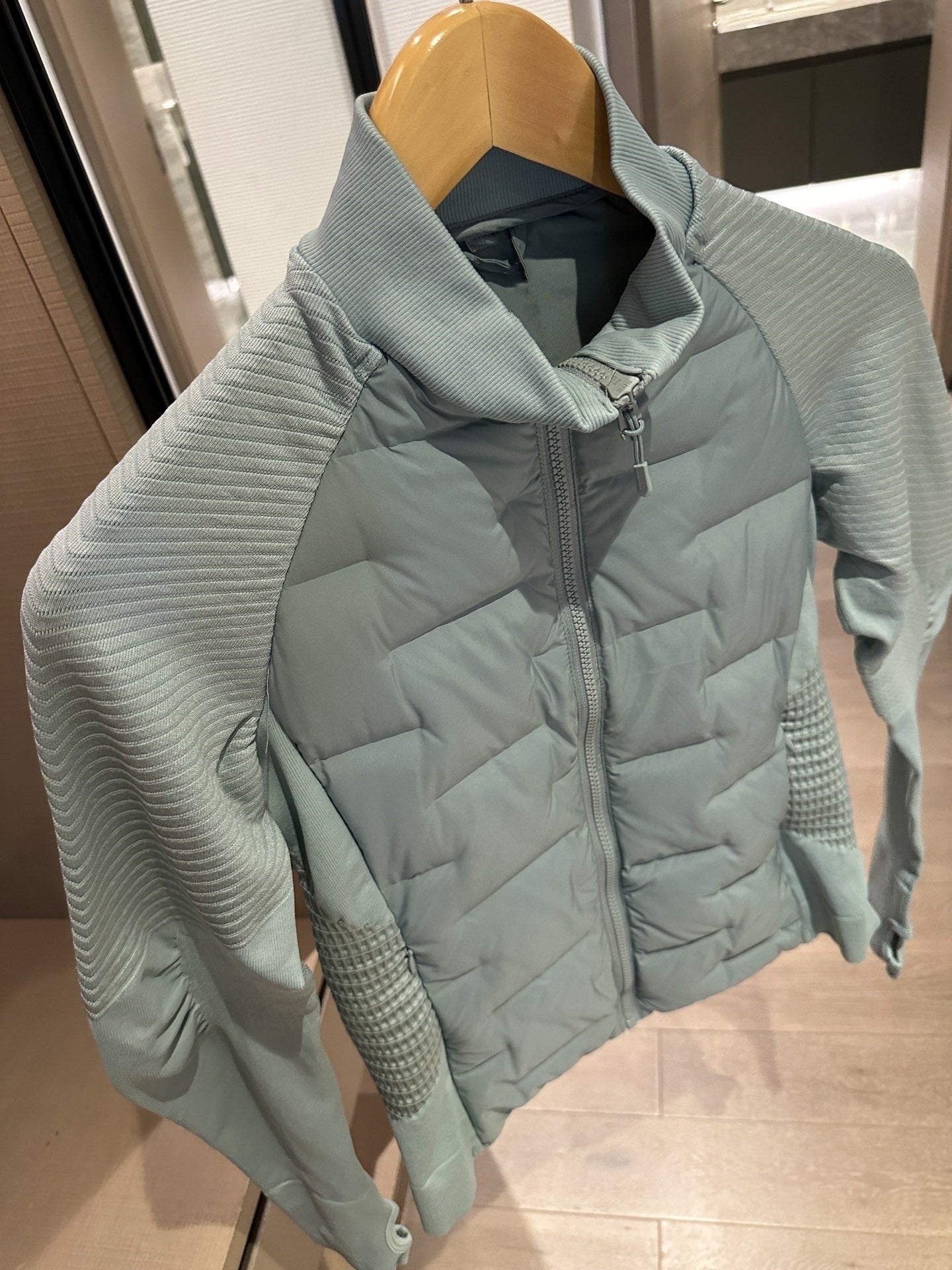 Light weight  Zip-Up Down Jacket