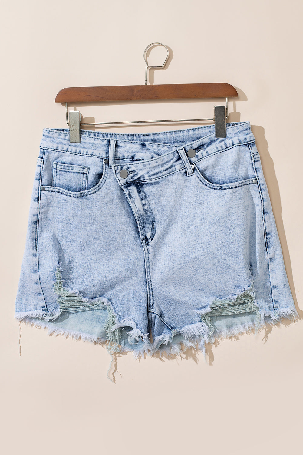 Wash Crossed Raw Edge Denim Shorts